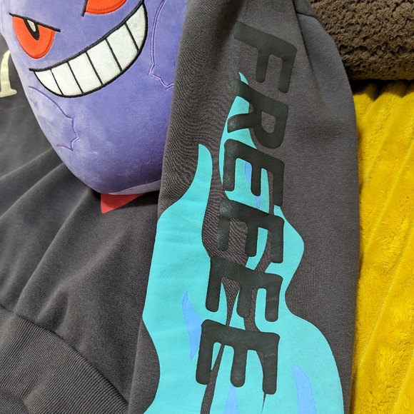 XXL See Ghosts Hoodie - Picture 4 of 9